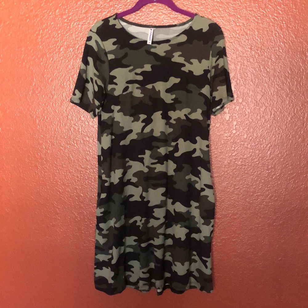 NWOT Piphany Carmine A-line camo dress XS